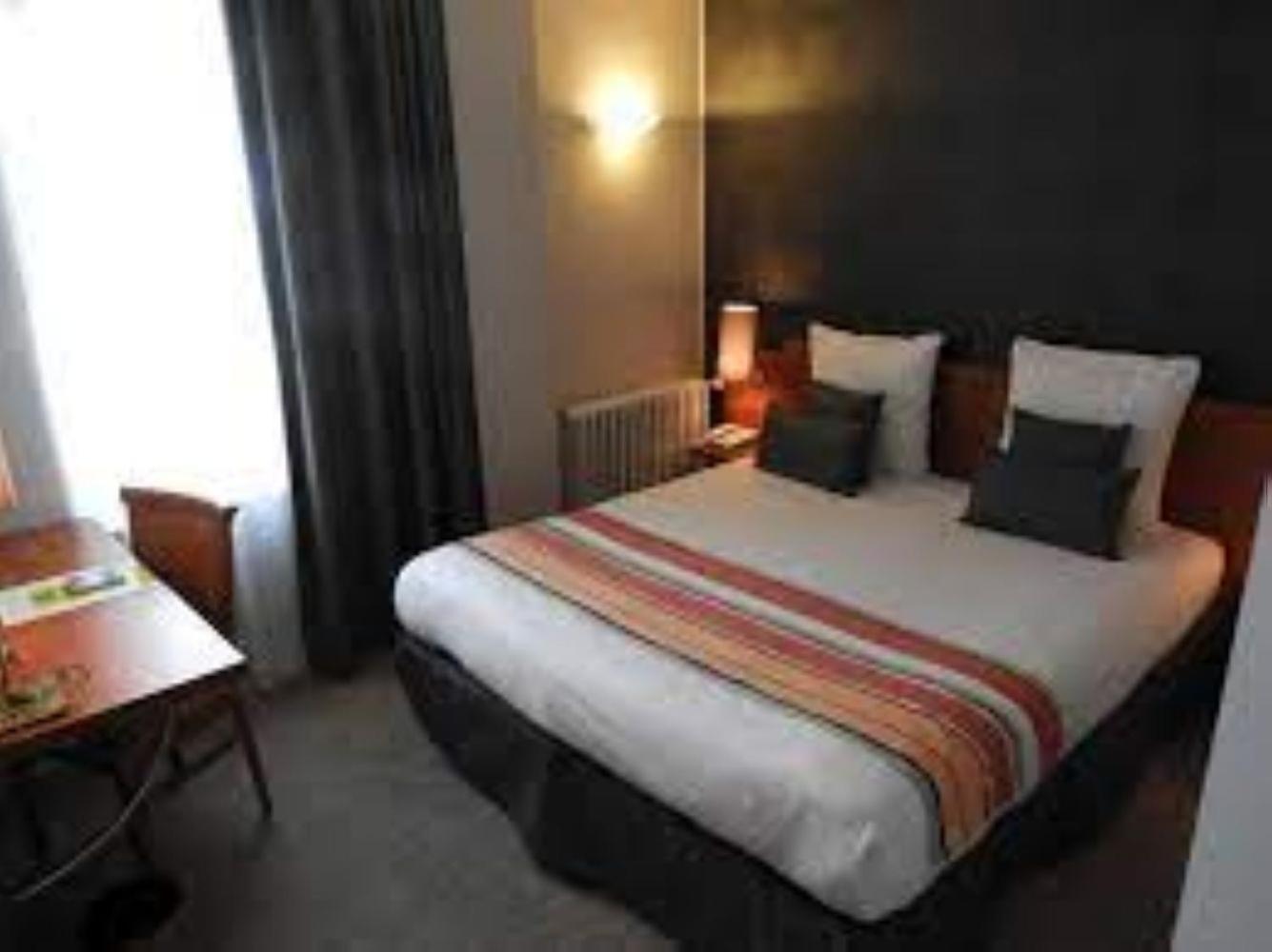 Logis Hotel Le Pelican Vernantes Exterior photo
