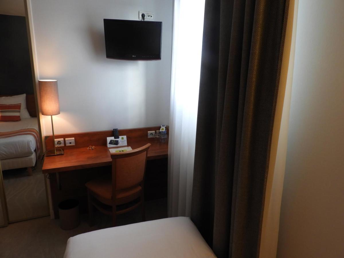 Logis Hotel Le Pelican Vernantes Exterior photo